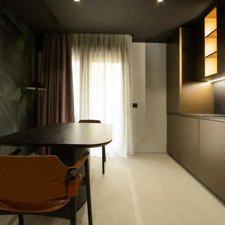 Della Lupa Luxury *