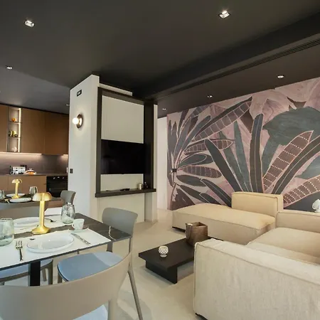 Della Lupa Luxury