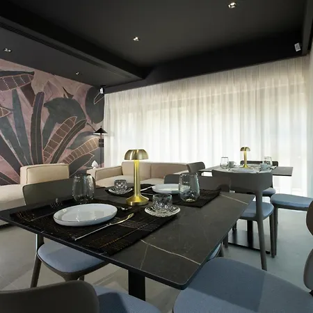 Della Lupa Luxury