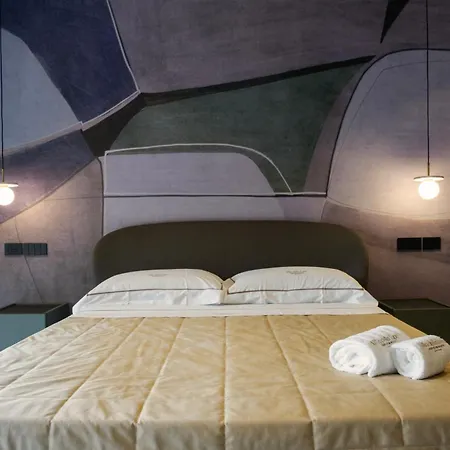 Della Lupa Luxury 4* לצ'ה