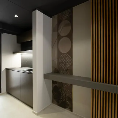 לינה וארוחת בוקר Della Lupa Luxury לצ'ה