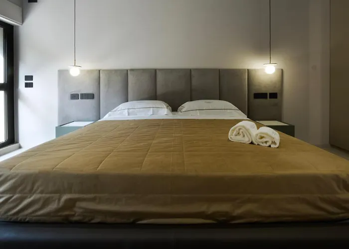 Della Lupa Luxury לינה וארוחת בוקר 4*
